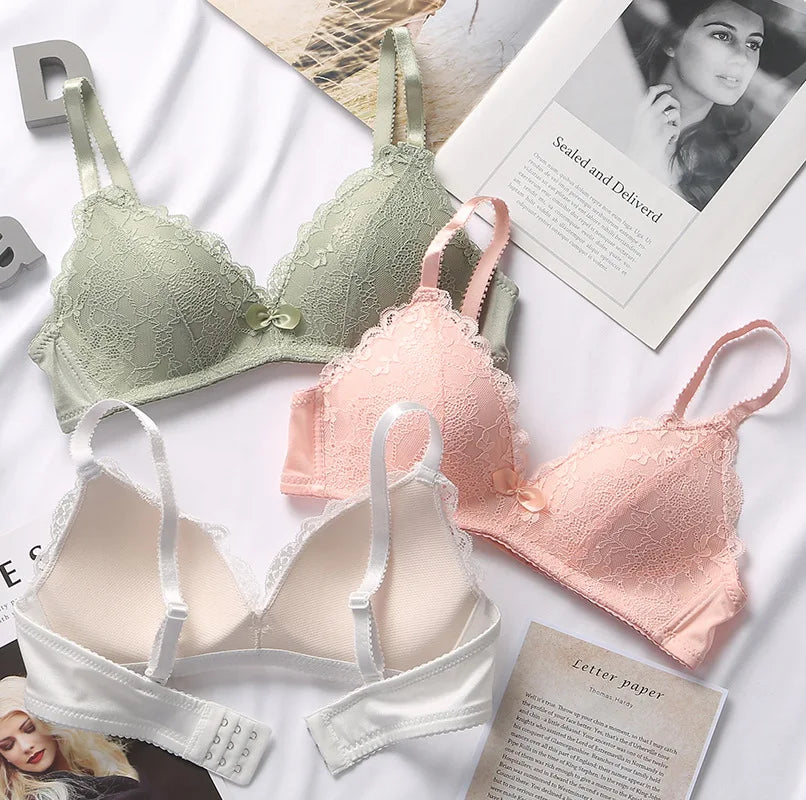 Vintage Lace Push-Up Bra Set – Sexy Deep V-Neck Lingerie"