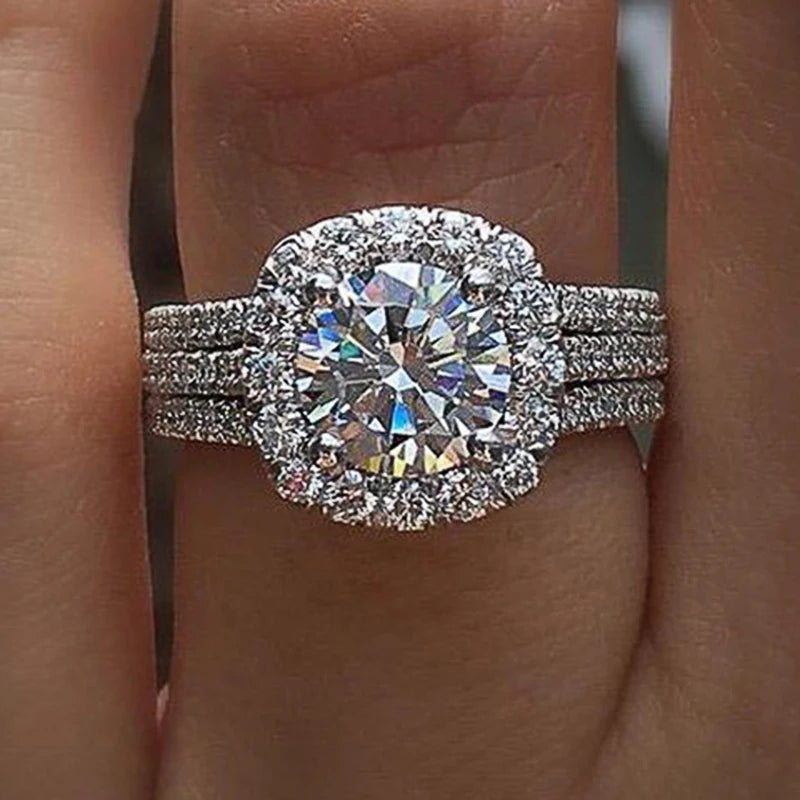 Huitan Trendy Women’s Cubic Zirconia Engagement & Wedding Rings
