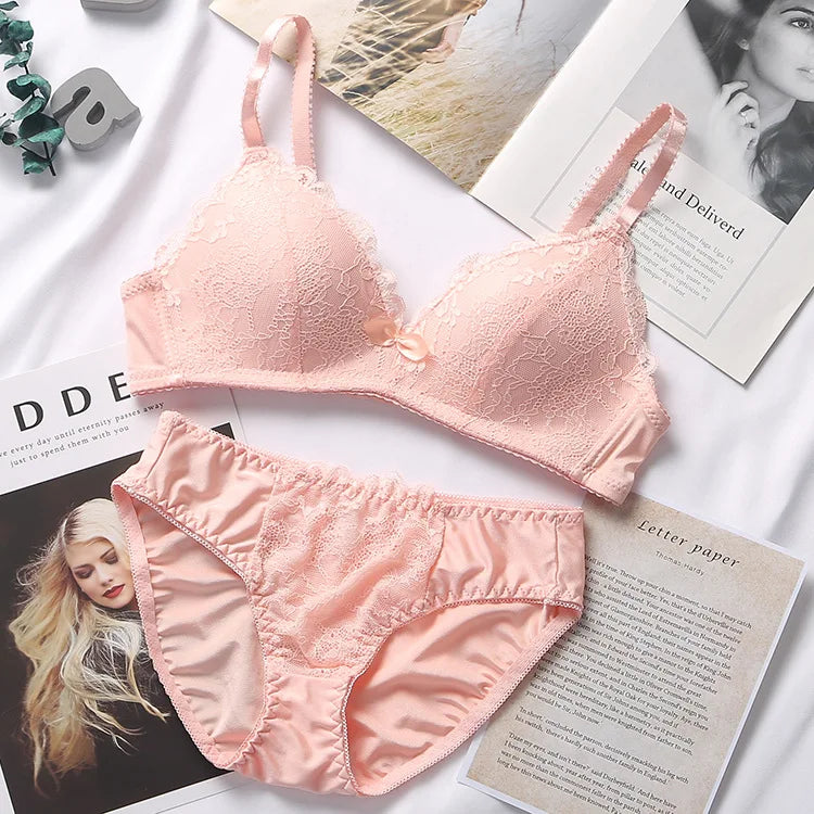 Vintage Lace Push-Up Bra Set – Sexy Deep V-Neck Lingerie"