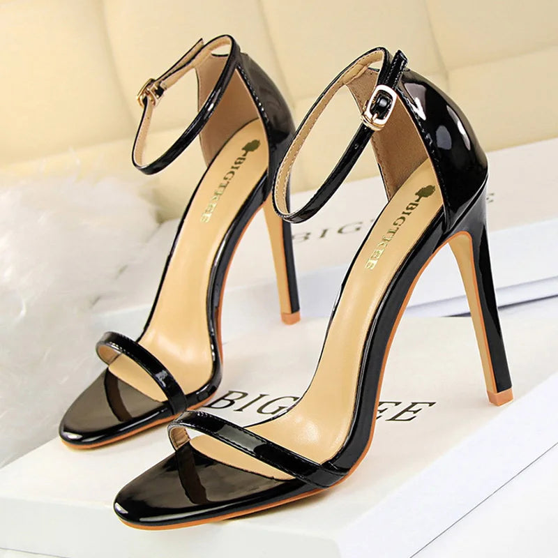 BIGTREE GlamLift β 11cm Patent Leather Stiletto Heels