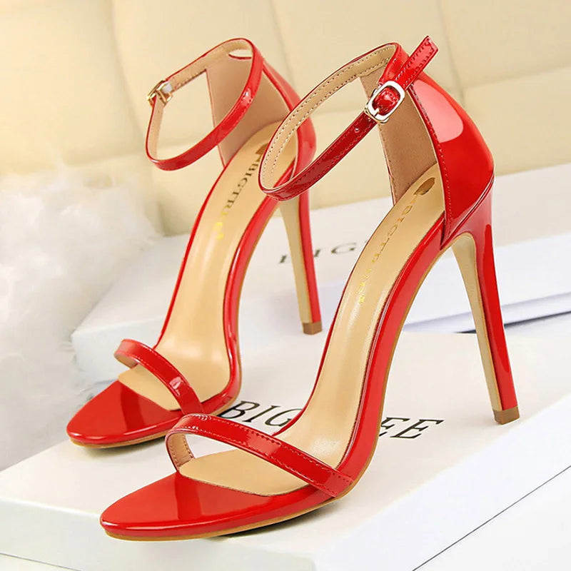 BIGTREE GlamLift β 11cm Patent Leather Stiletto Heels