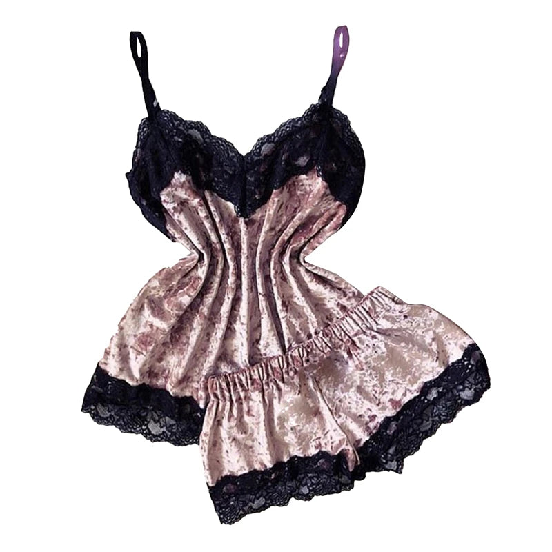 VelvetKiss – Bow Cami & Shorts Pajama Set