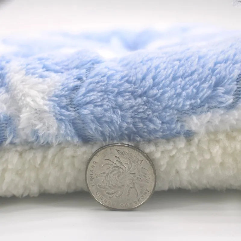 Soft Fleece Pet Bed Mat β Warm Blanket Cushion for Cats & Small Dogs