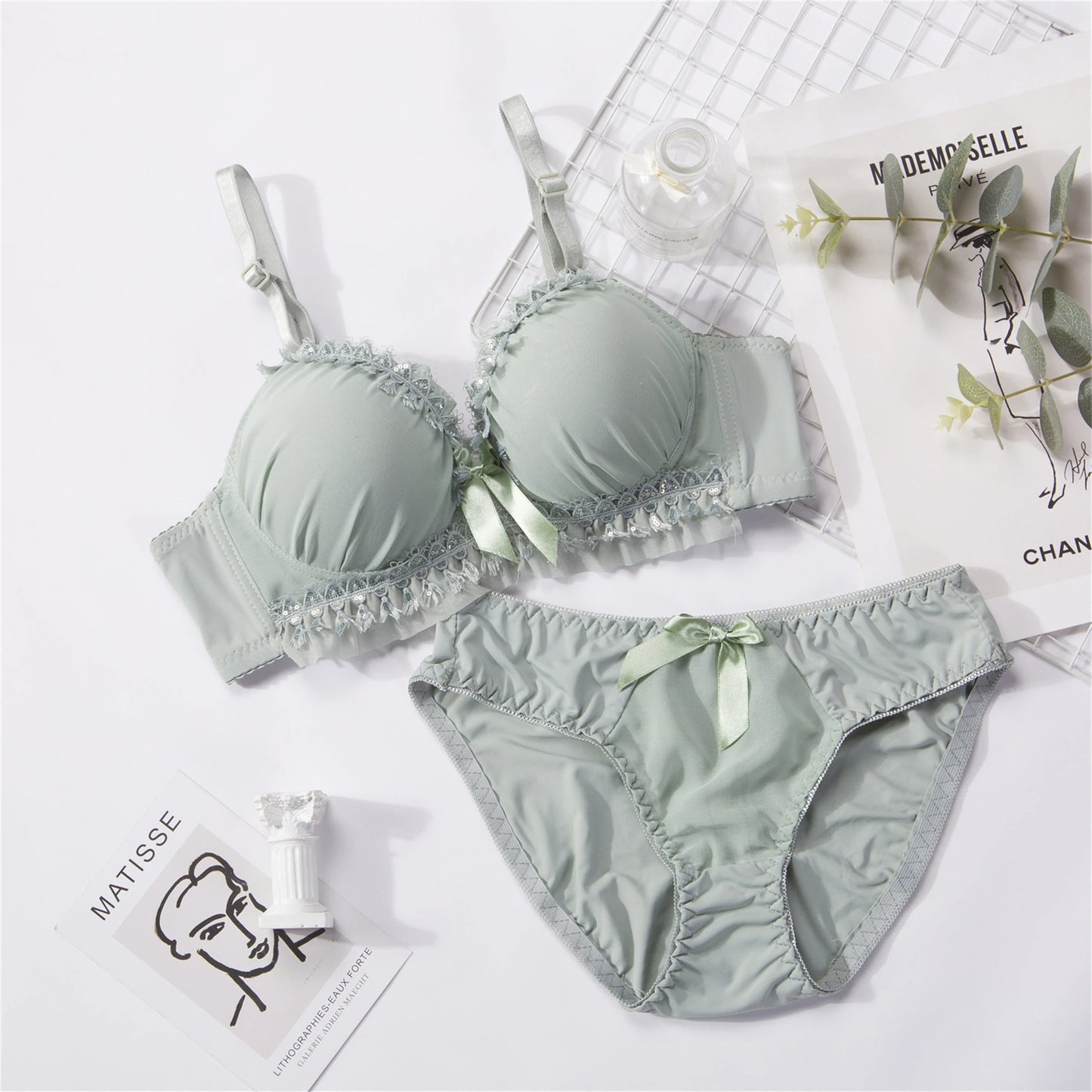Sexy Push-Up Bra Set – Comfortable & Adjustable Lingerie for Small Breasts