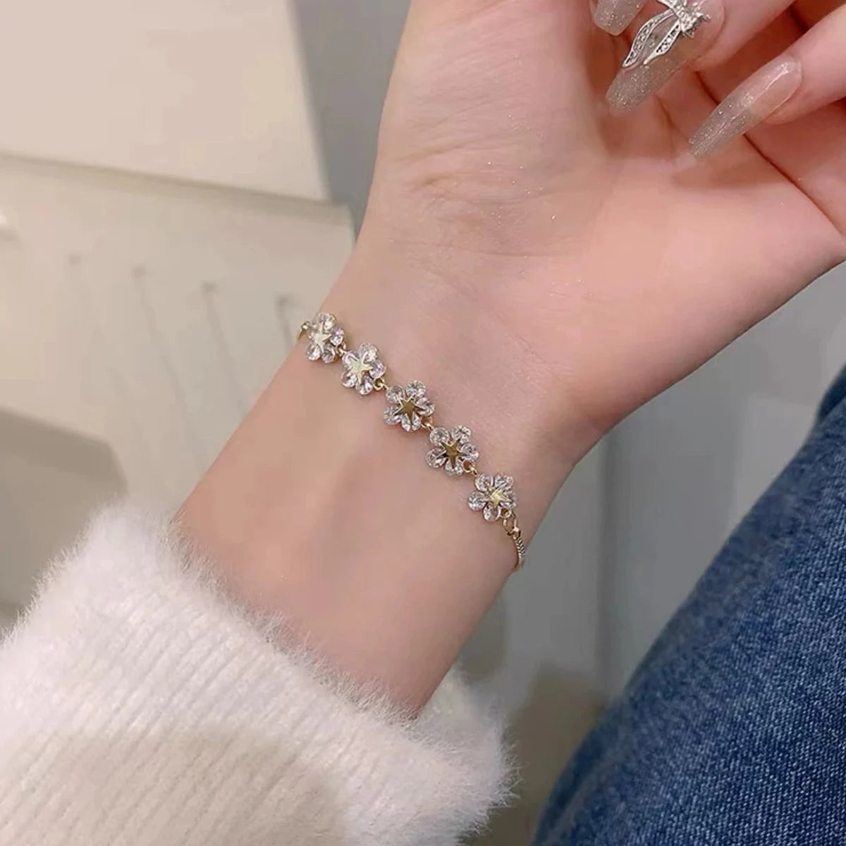 Luxury Flower & Butterfly Rhinestone Bracelet β Chic Korean-Inspired Jewelry