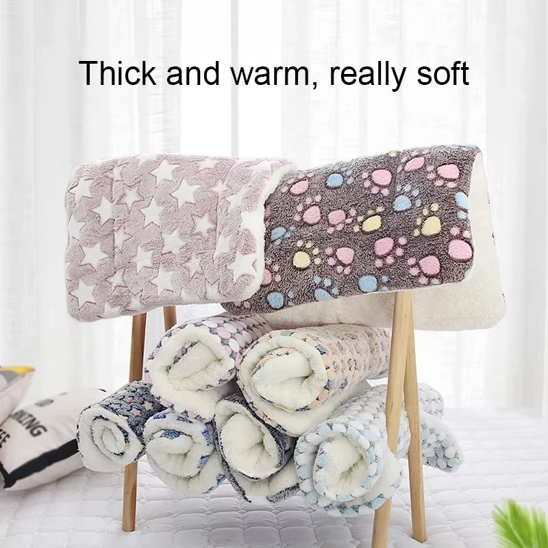 Flannel Pet Sleeping Mat β Soft Cushion Bed for Dogs & Cats, Blanket-Style Mattress