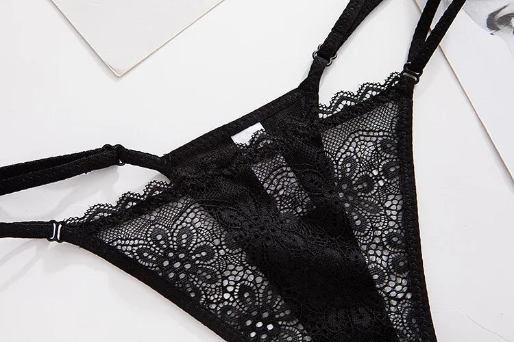 StrapLure – Cut-Out Lace T-Thong