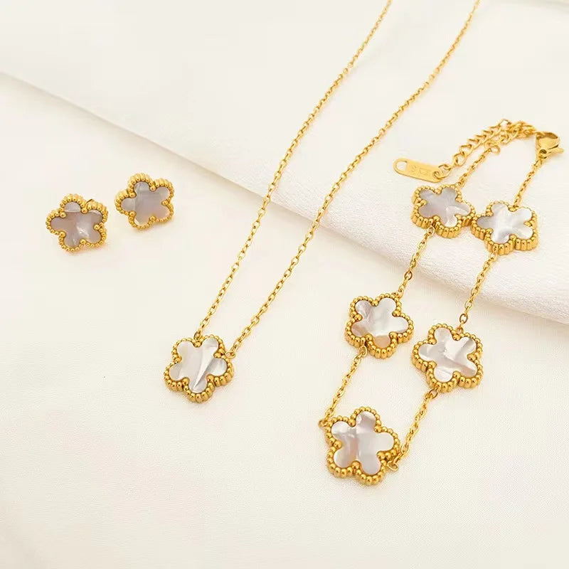 BlossomSteel – 3PCS Plum Flower Jewelry Set