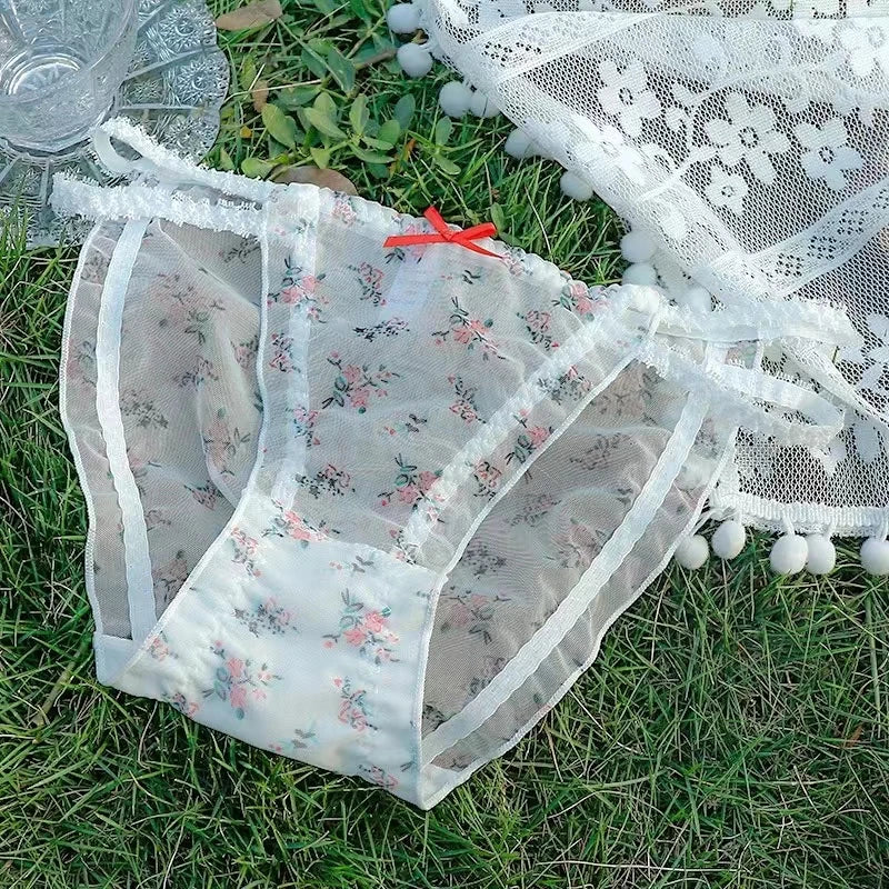 Ultra-Thin Lace Bow Thong β Cute & Seamless Cotton-Crotch Panties