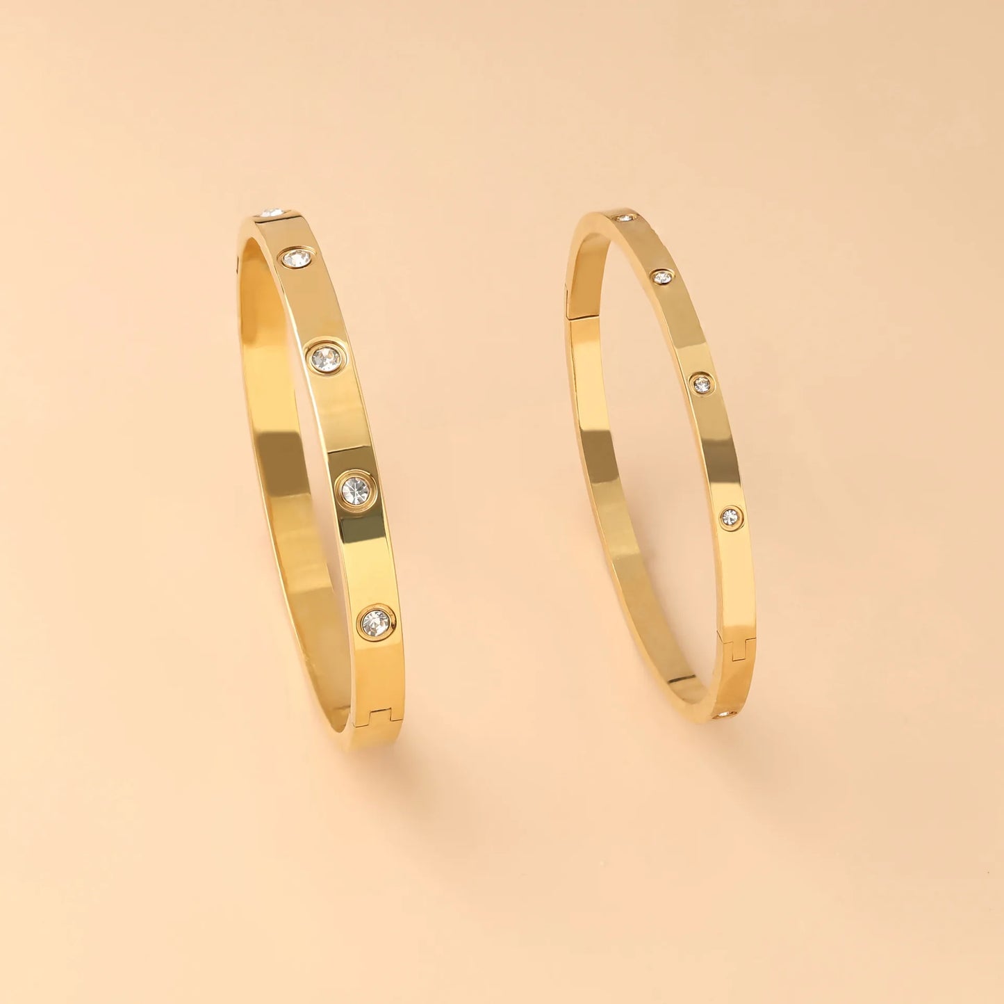 LuxeOval β Classic 18K Stainless Steel Bracelet Set