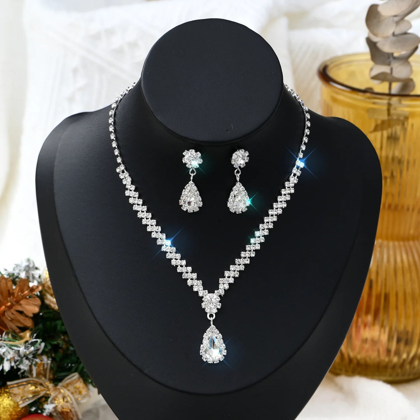 Elegant Teardrop Jewelry Set β Necklace & Earrings for Weddings & Parties