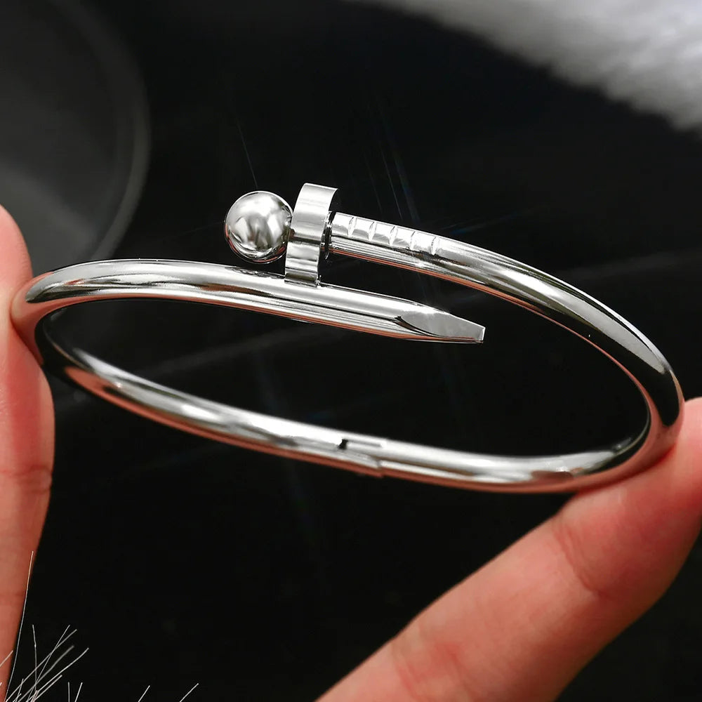 CloverNail β Lucky Gold Stainless Steel Bracelet Set