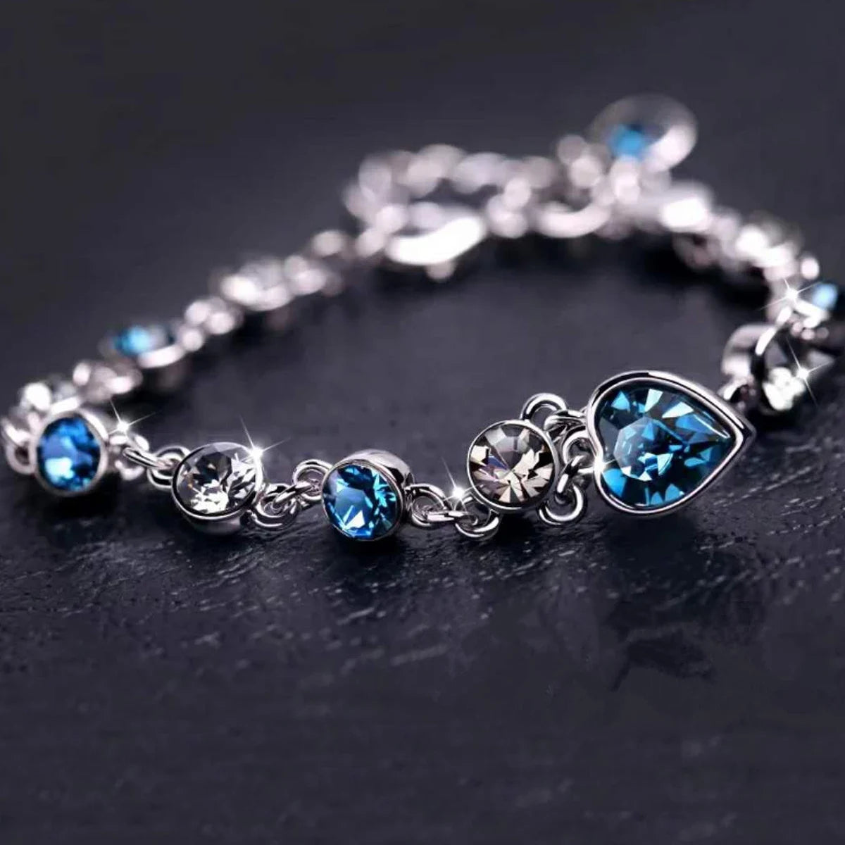 Women’s Silver Lucky Bracelet – Blue Crystal Heart Charm for Bridal & Gift