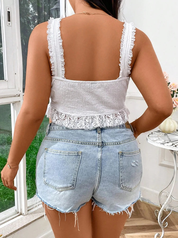 CurveMuse – Plus Size Lace V-Neck Cami