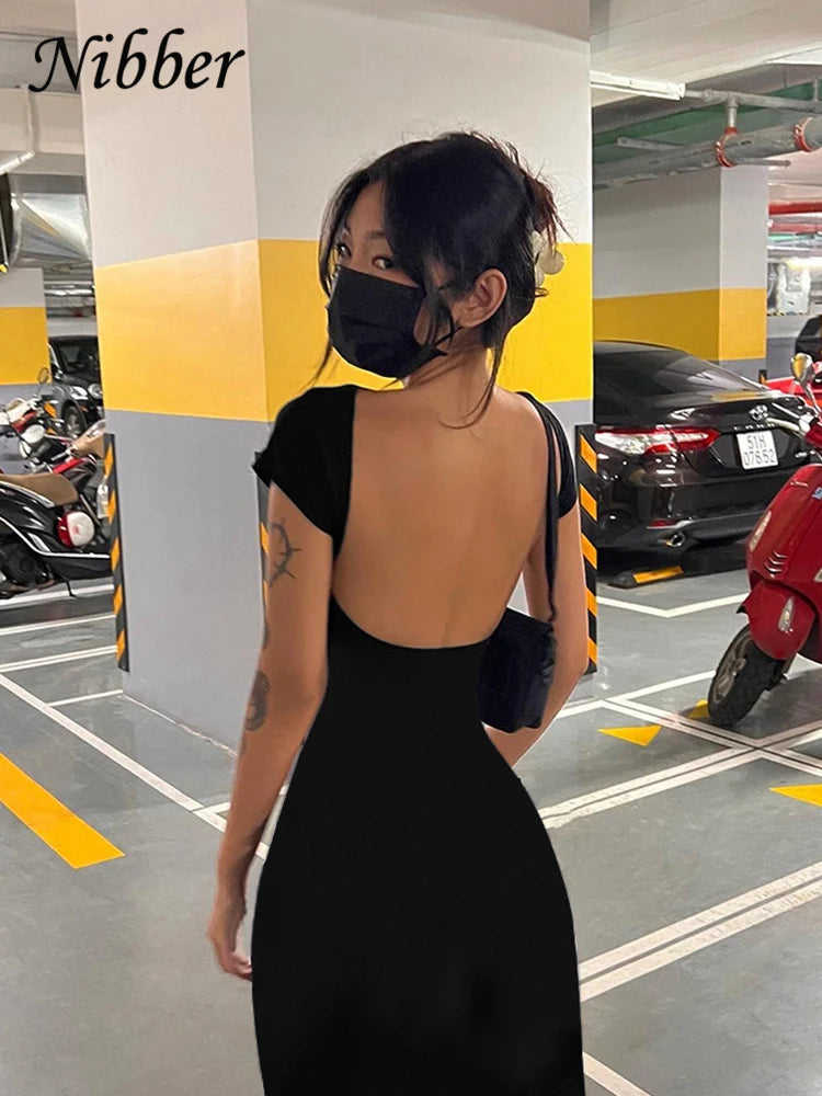 Nibber Elegant Backless Maxi Dress β Slim Fit Streetwear