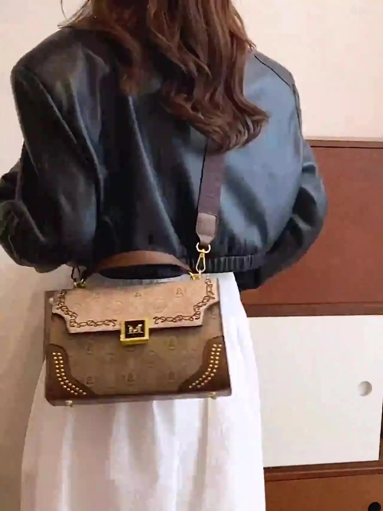 RetroBloom β Wide Strap PU Leather Crossbody Bag