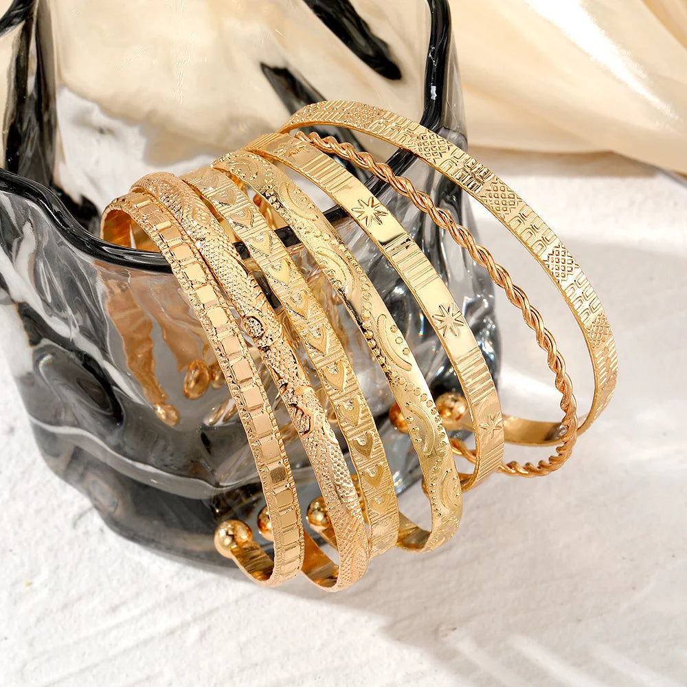 GothGlow β 7PCS Punk Gold Bangle Bracelet Set