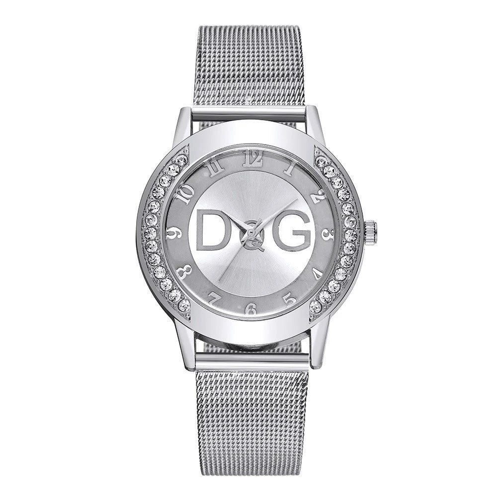 LuxeTime 2025 β Women's Diamond Quartz Watch with Gold Mesh Strap