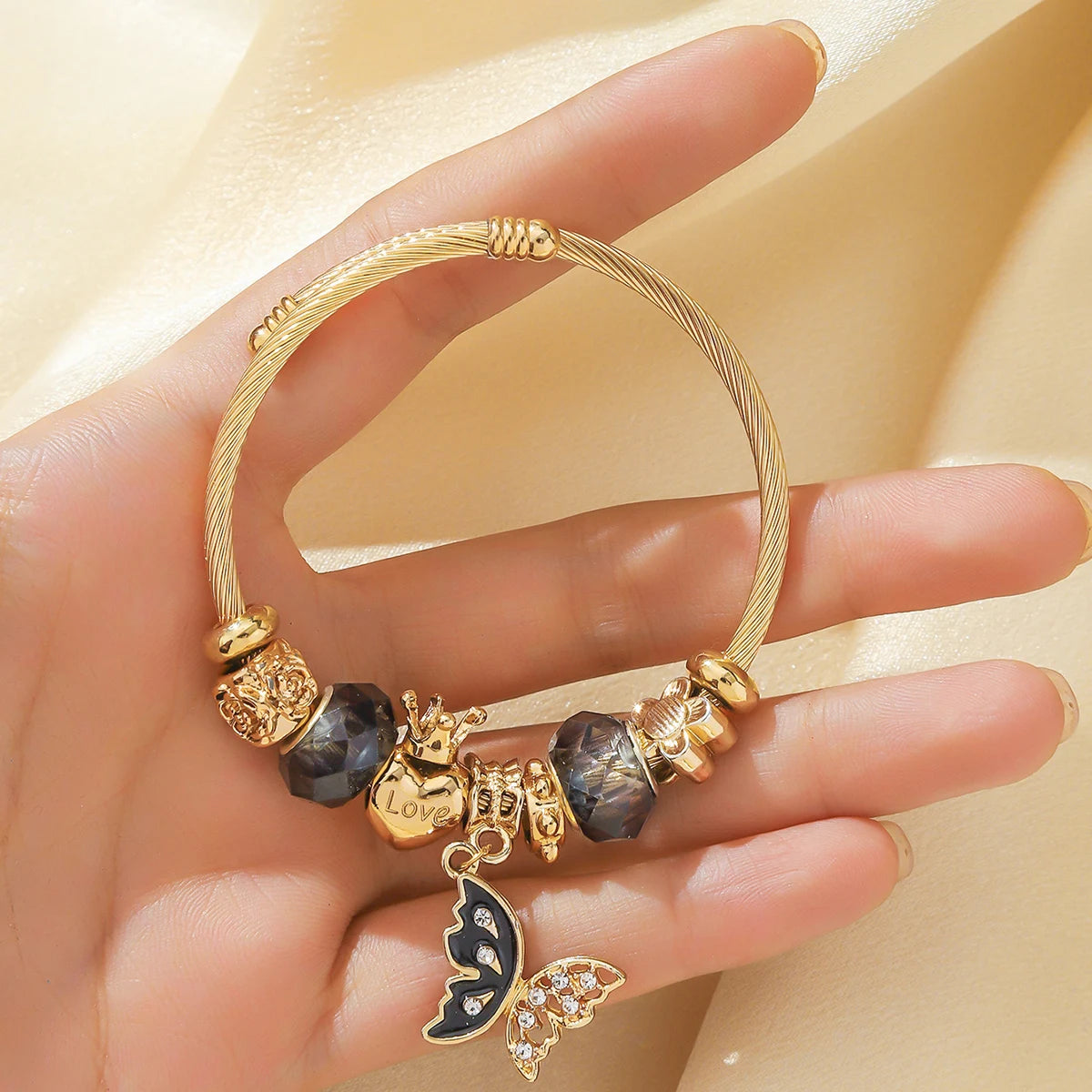 Fashion Stainless Steel Multi-Element Love Beaded Bracelet for Women