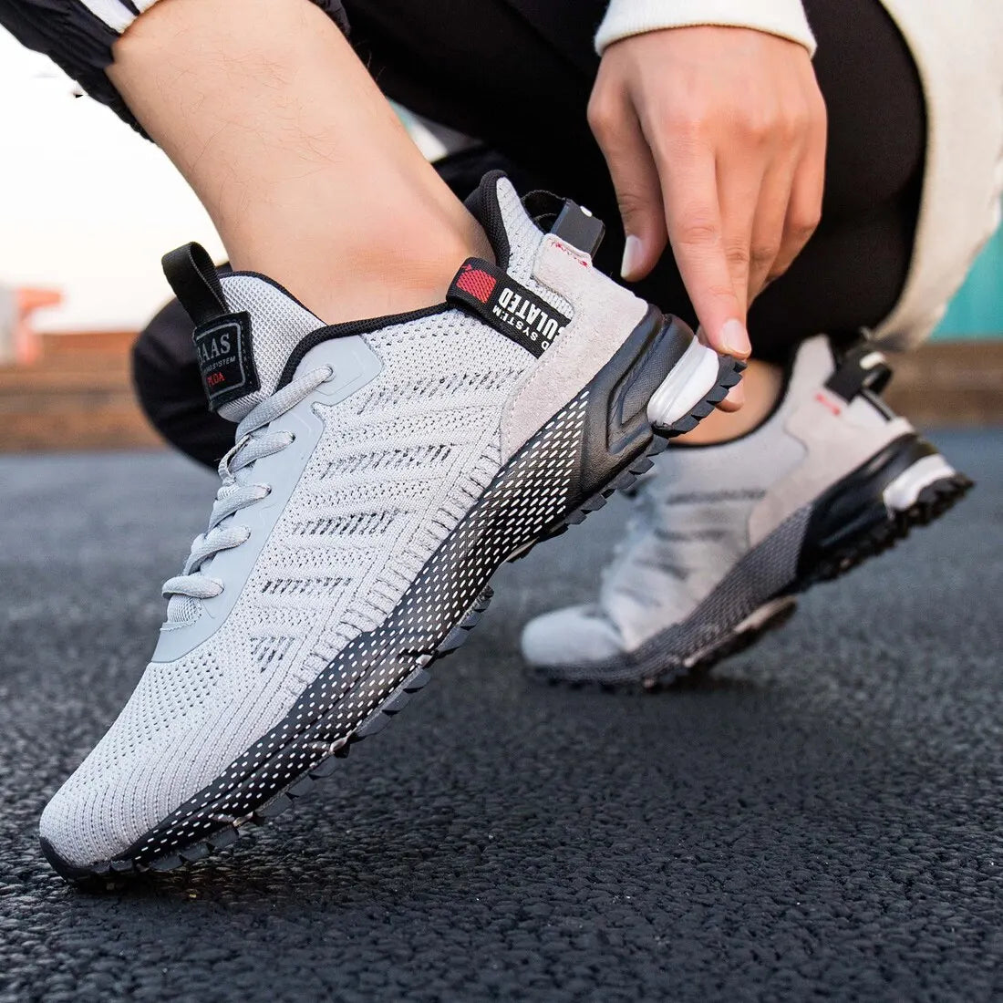 Baasploa AirRun – Men’s Lightweight Breathable Running Sneakers
