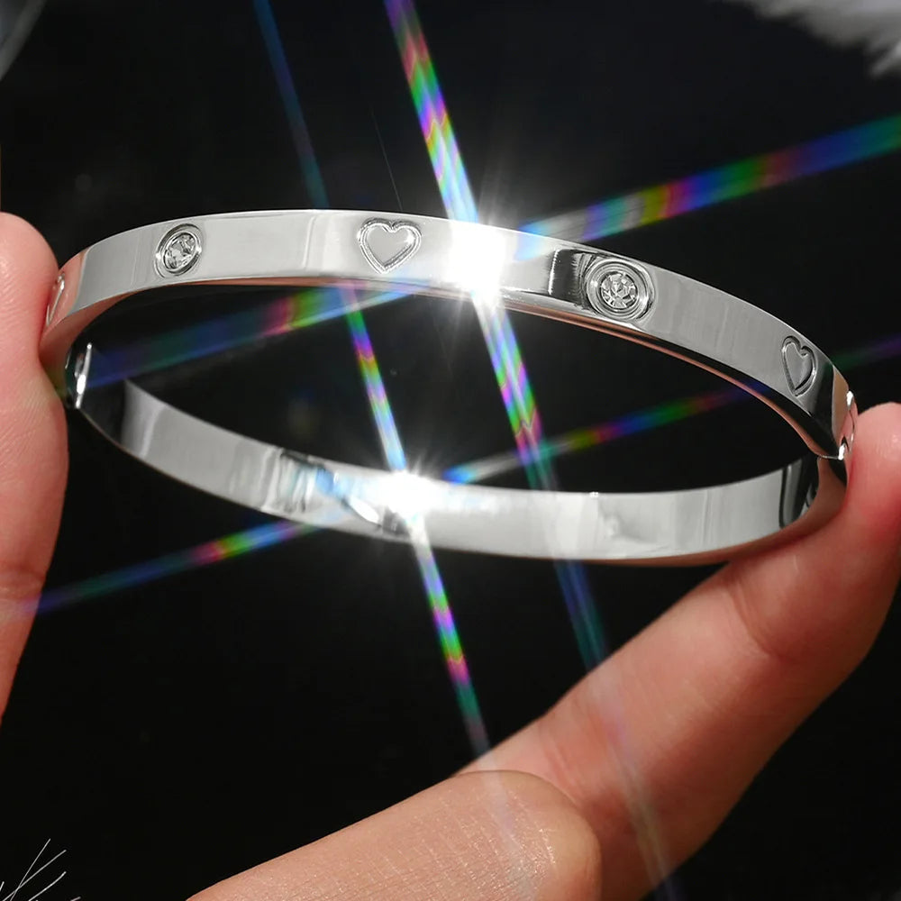 CloverNail β Lucky Gold Stainless Steel Bracelet Set