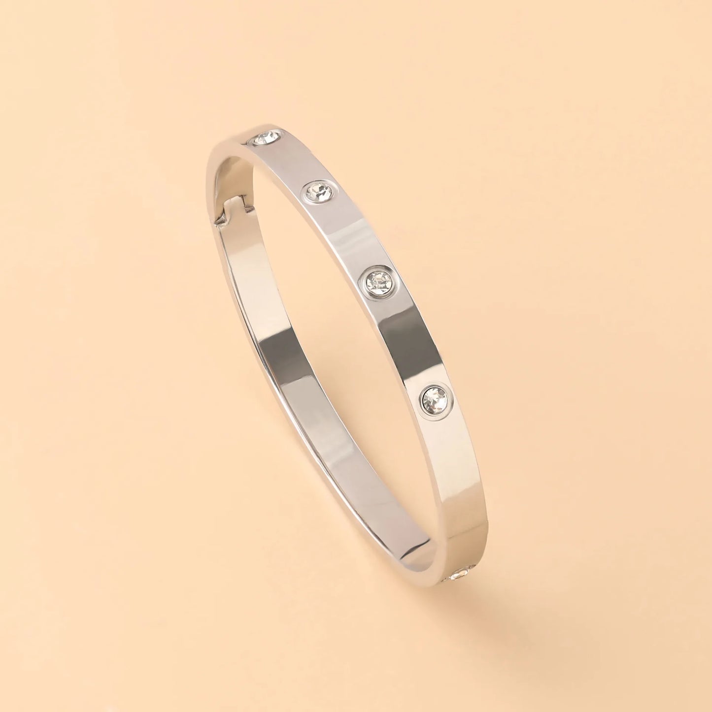 LuxeOval β Classic 18K Stainless Steel Bracelet Set