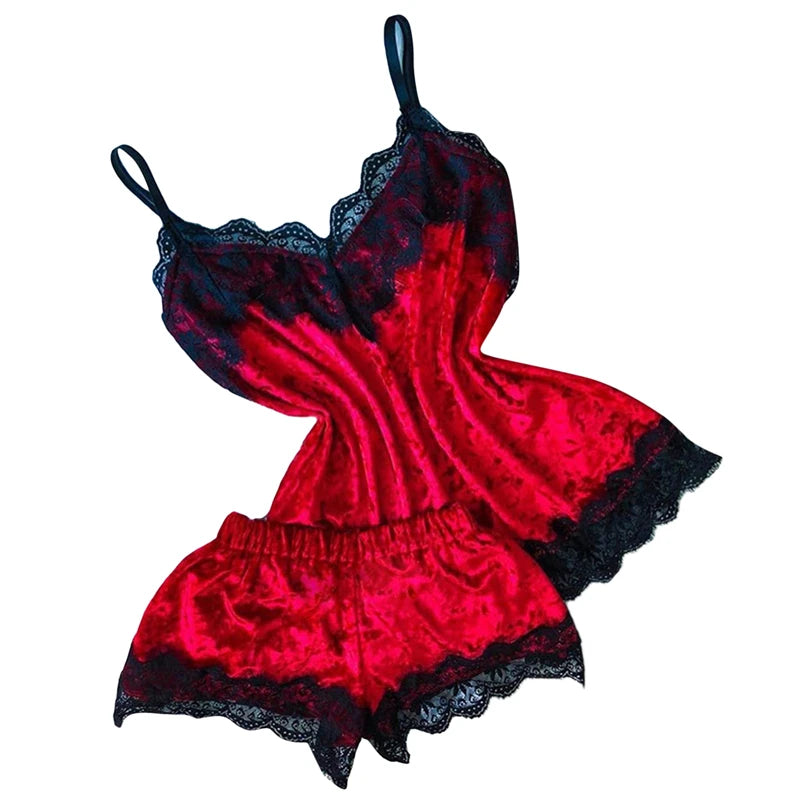 VelvetKiss – Bow Cami & Shorts Pajama Set