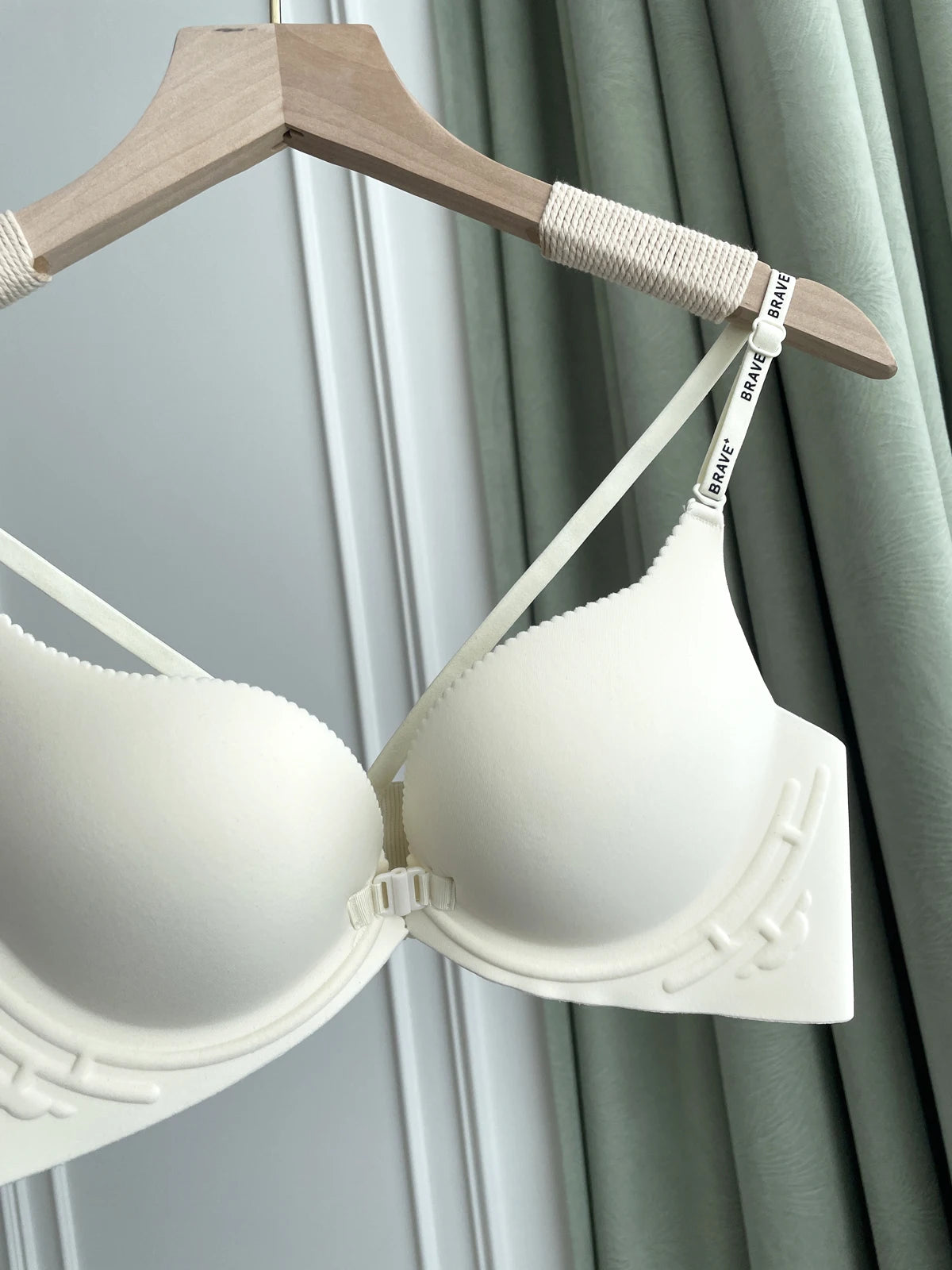 YUQI Front-Button Push-Up Bra Set β Slimming & Sexy Back Support