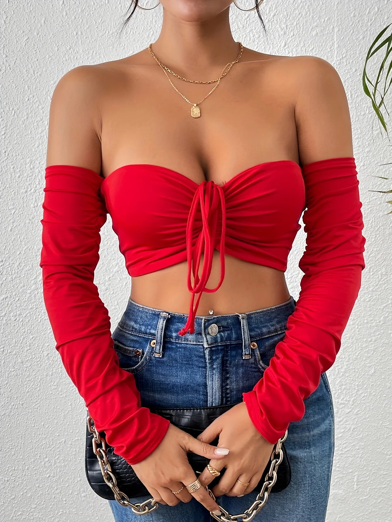 GlowRush – Off-Shoulder Ruched Crop Top