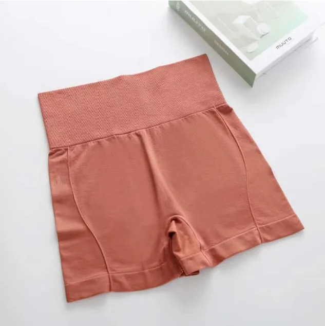 CurveFit β Women's Seamless Scrunch Butt Yoga Shorts