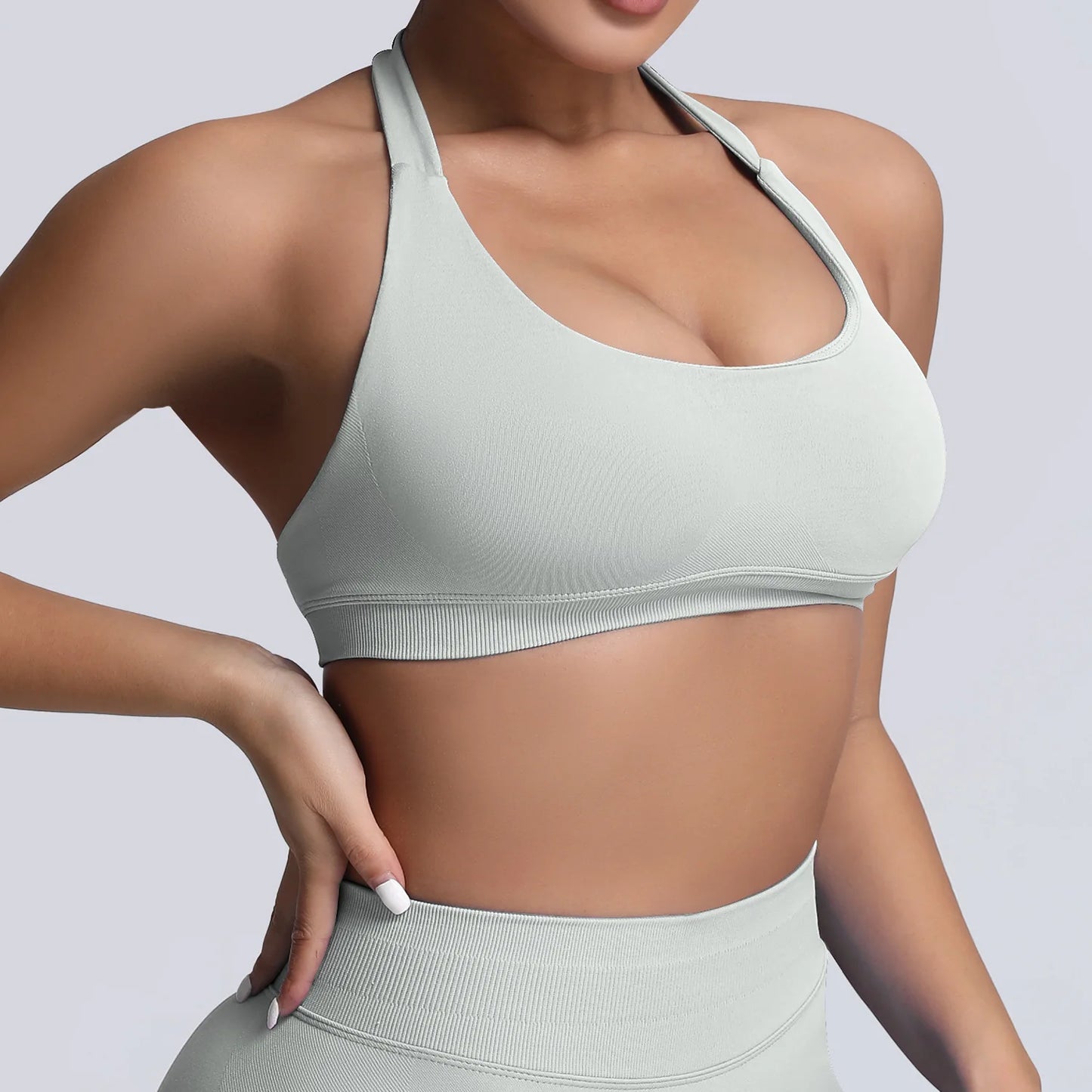 Seamless Halter Strap Sports Bra β Medium Support Padded Open-Back Yoga Crop Top