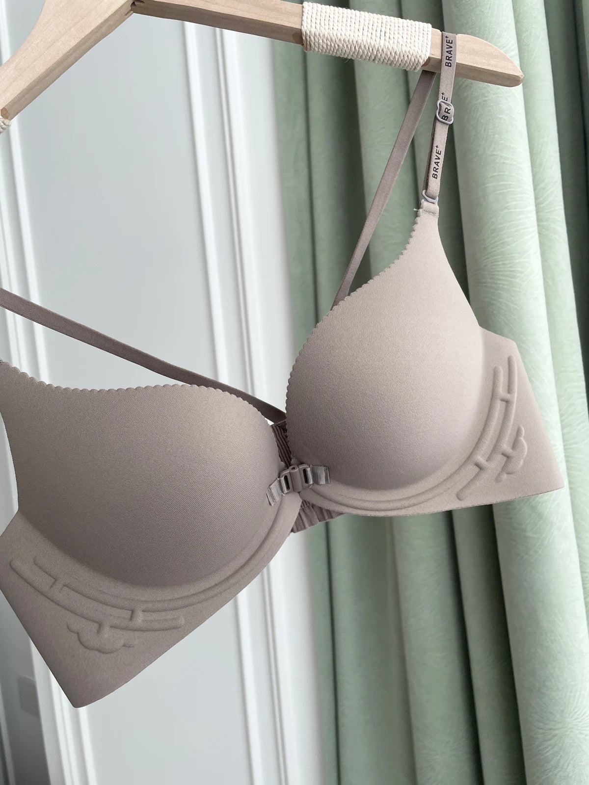 YUQI Front-Button Push-Up Bra Set β Slimming & Sexy Back Support