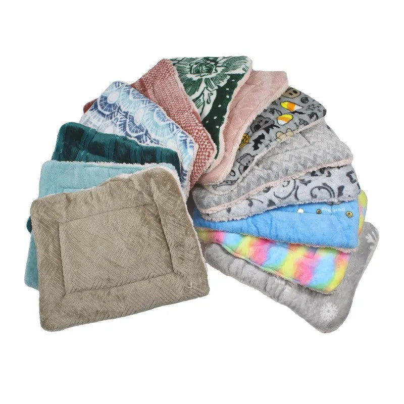 Soft Fleece Pet Bed Mat β Warm Blanket Cushion for Cats & Small Dogs