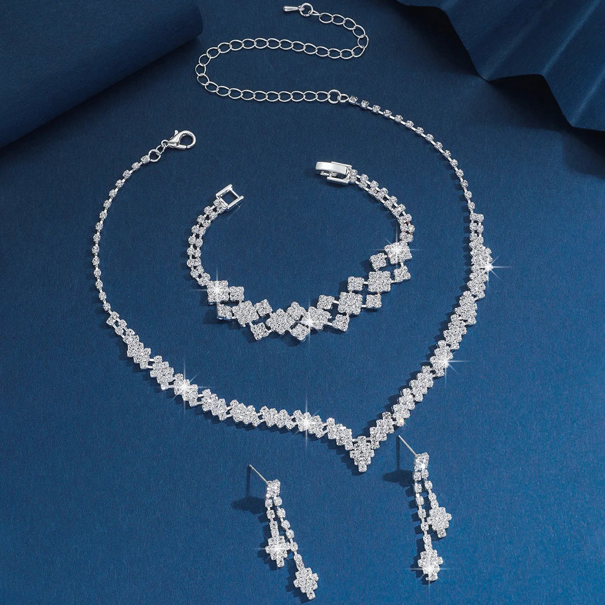 Elegant Claw Chain Jewelry Set β 3/4PCS Necklace, Bracelet & Earrings for Weddings & Gifts