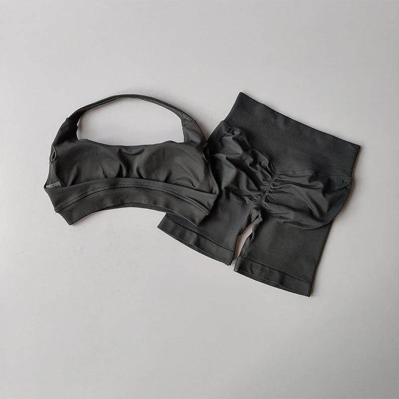 Peach Curve Halter Sports Set β High Waist Shorts & Backless Yoga Bra for Pilates & Fitness