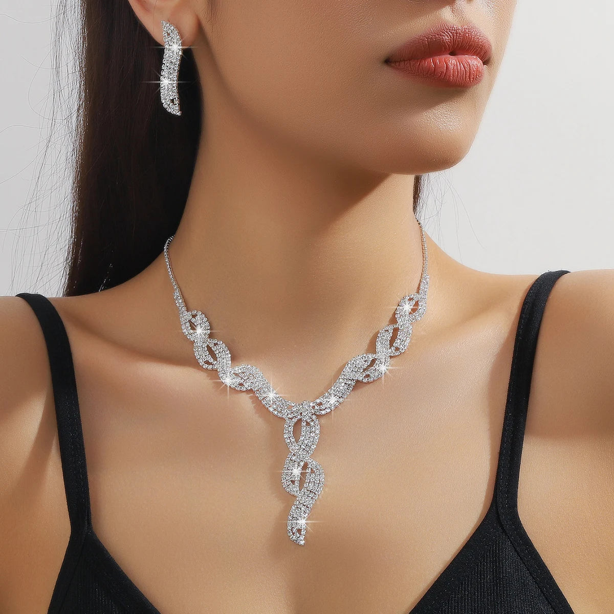 Elegant Claw Chain Jewelry Set β 3/4PCS Necklace, Bracelet & Earrings for Weddings & Gifts