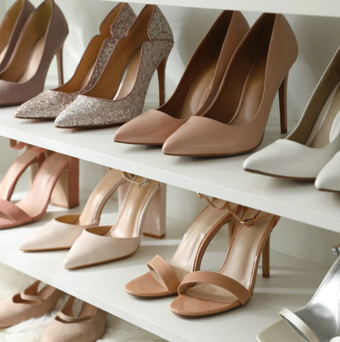 Women's shoes