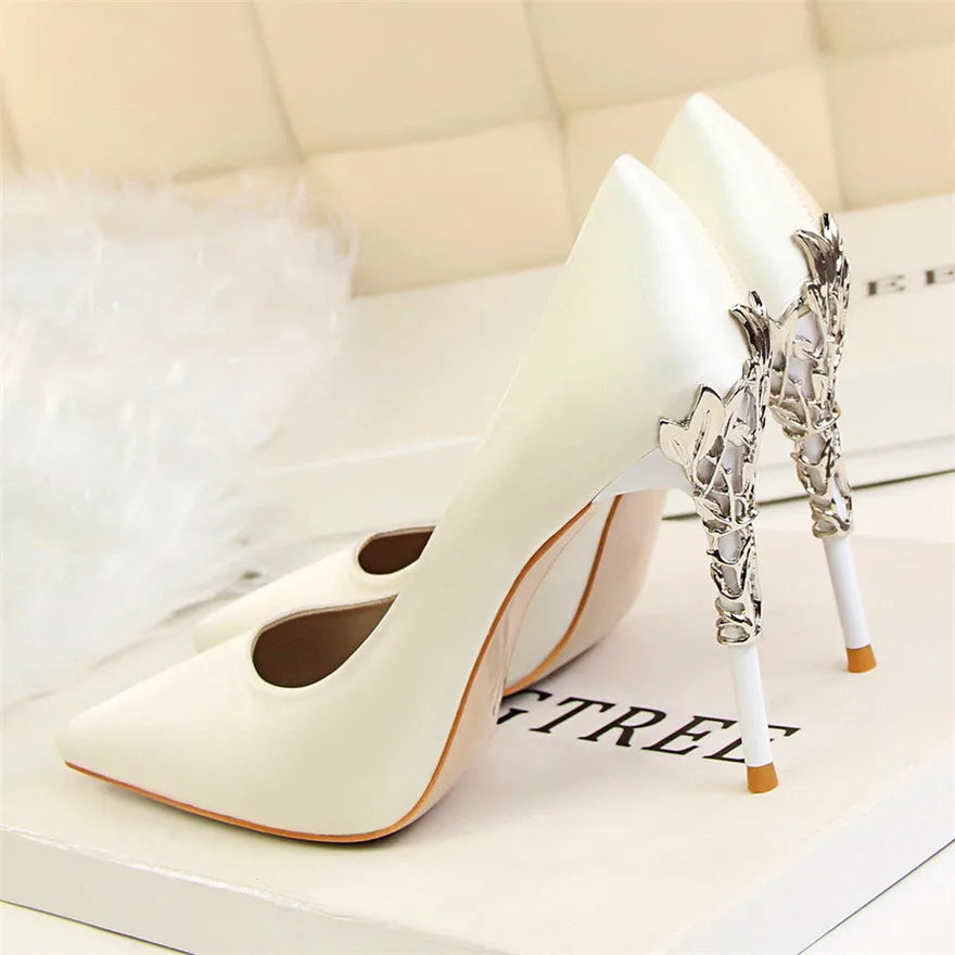 SilkSculpt – 2025 Metal Heel Pointed Pumps