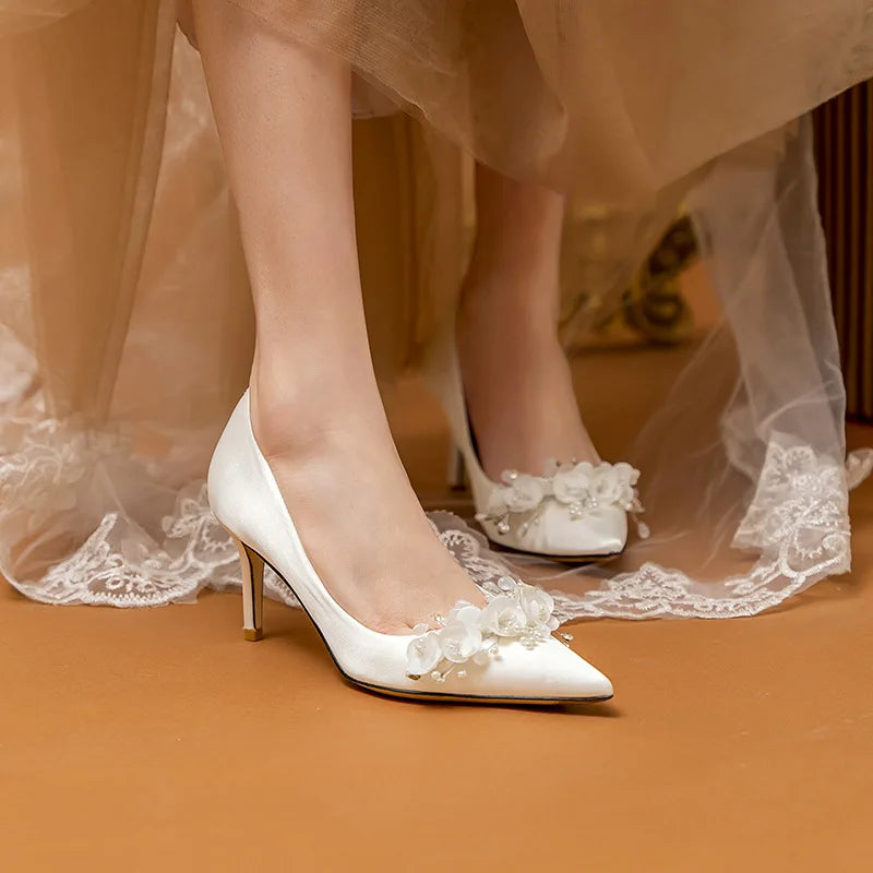 Xiuhe Elegance 2025 – Burgundy Mid Heel Bridal Shoes