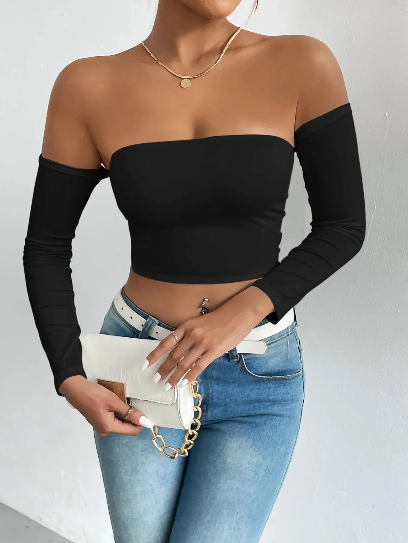 ChicBreeze – Women's Off-Shoulder Long Sleeve Crop Top