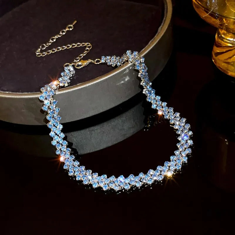 GlamGleam – Luxury Rhinestone Crystal Choker Necklace