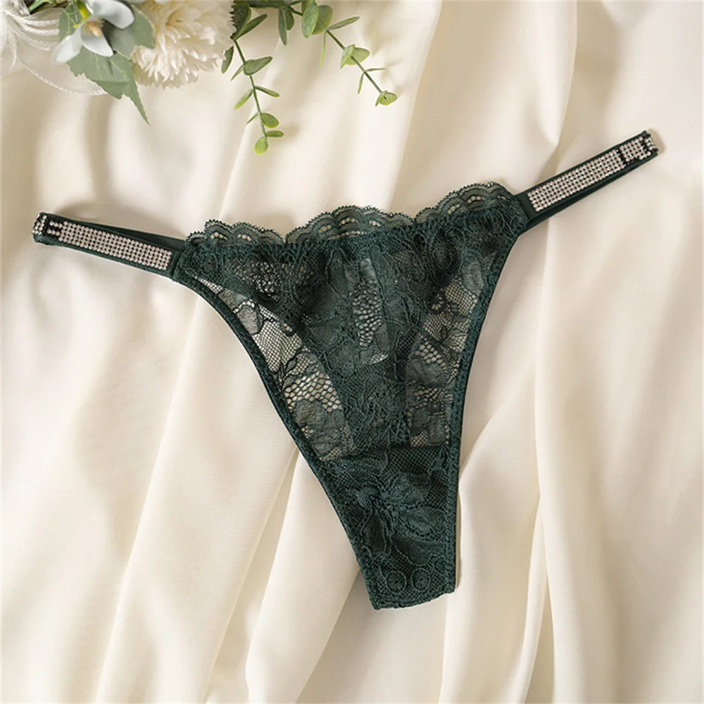 FleurLace – French Sweetheart Thong