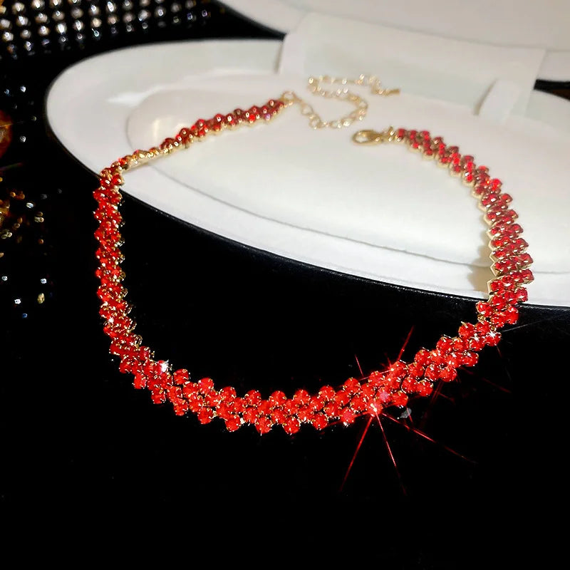 GlamGleam – Luxury Rhinestone Crystal Choker Necklace