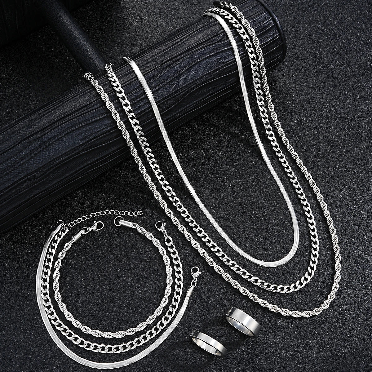 SteelCore – 2025 Unisex Silver Jewelry Set