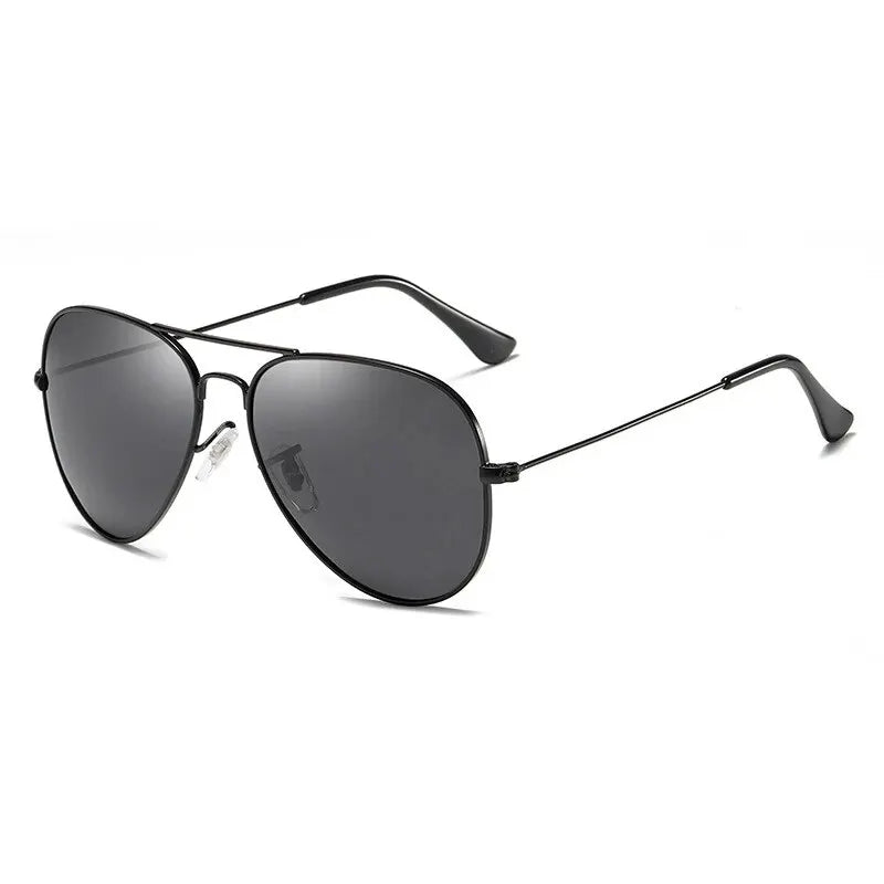 SkyGuard – Classic Polarized Aviator Sunglasses for Men