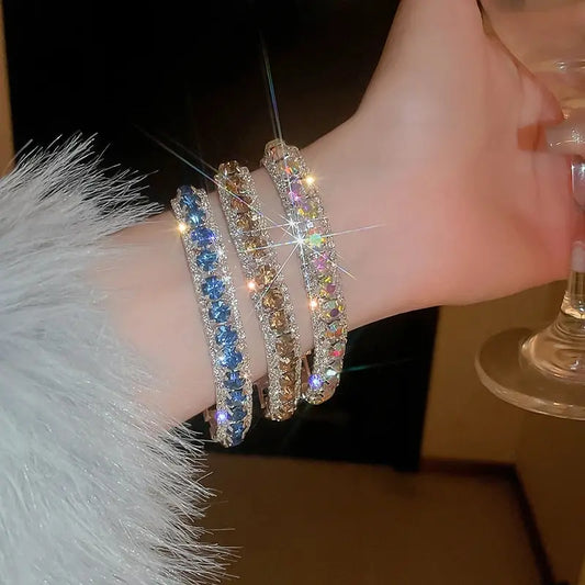 Colorful Rhinestone Round Clasp Bracelet – Elegant Light Luxury for Women