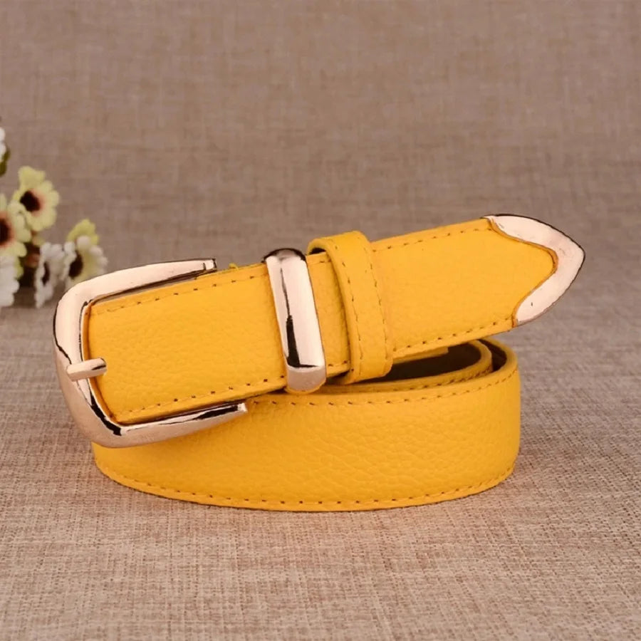 Vintage White Leather Trouser Belt – Classic Pin Buckle for Women