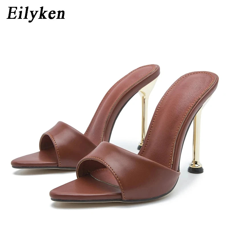 Eilyken Twist – Pointed Toe Mule Heels