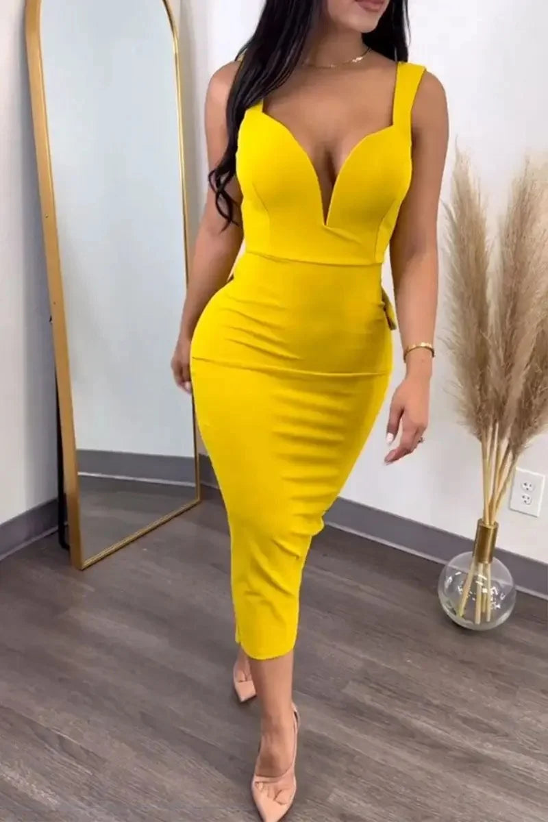 VéraBow – Deep V Open-Back Slit Dress with Statement Bow
