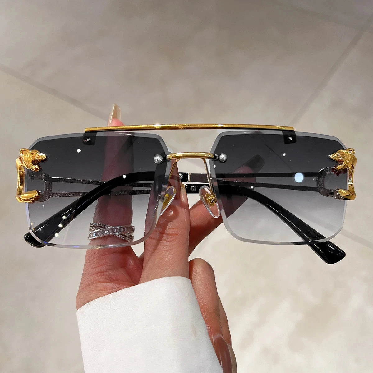 RetroEdge – Frameless Unisex UV400 Fashion Sunglasses